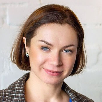 Алена Воскресенская